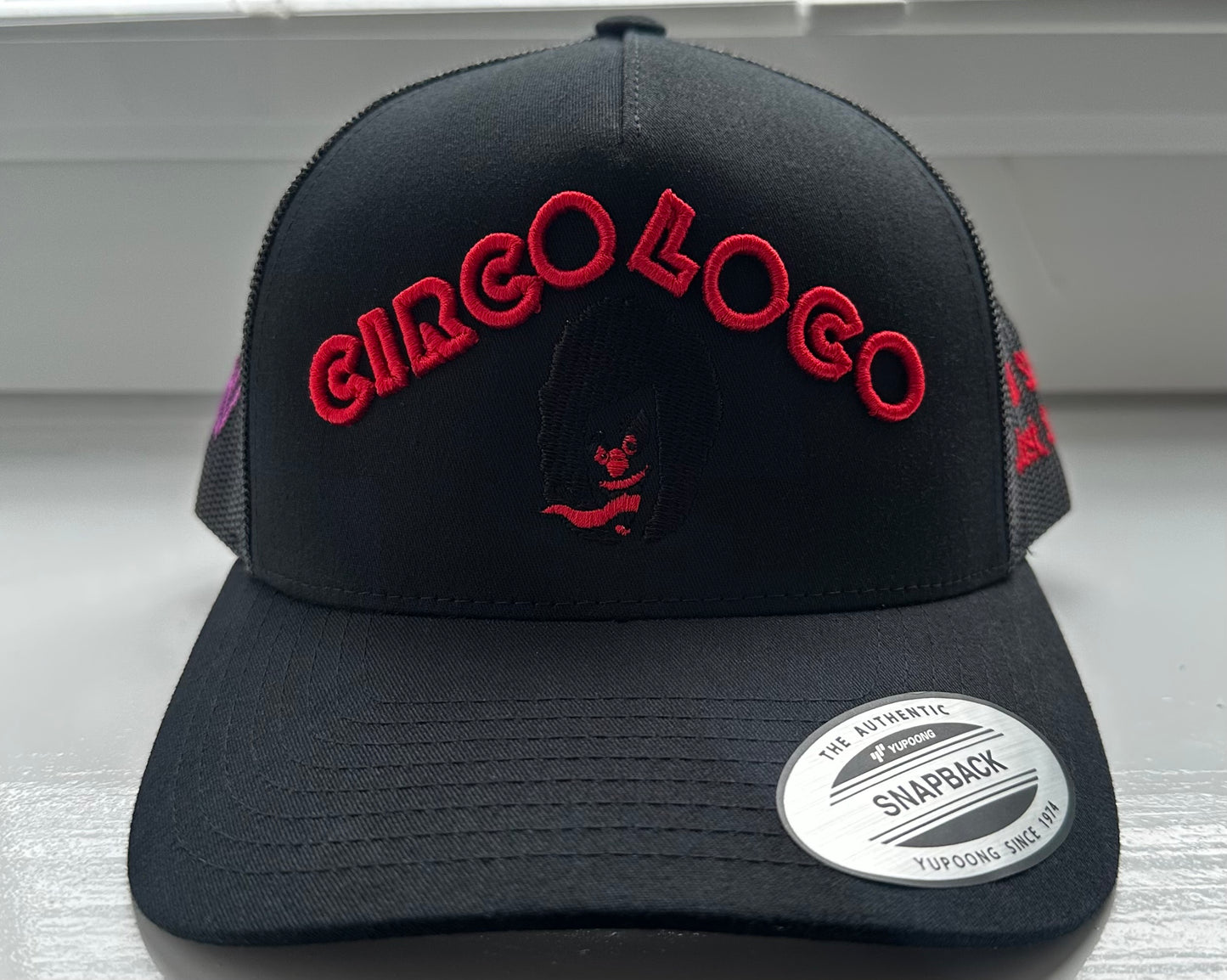 Circo Loco - BLACK